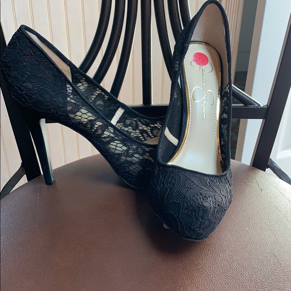 Jessica Simpson black lace pumps